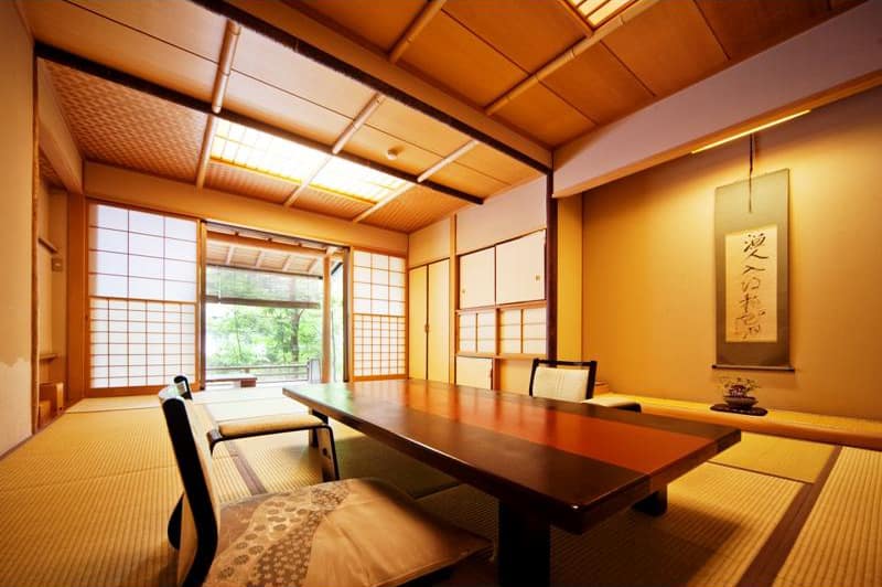 Acomodações Nishiyama Onsen Keiunkan